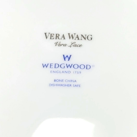 Wedgewood Bone China Vera Wang Vera Lace Appetizer Snack Plate 7" Set of 2 shown - Picture 6 of 8